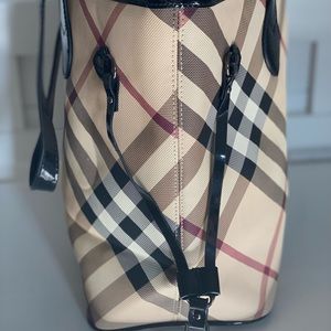 Burberry Tote